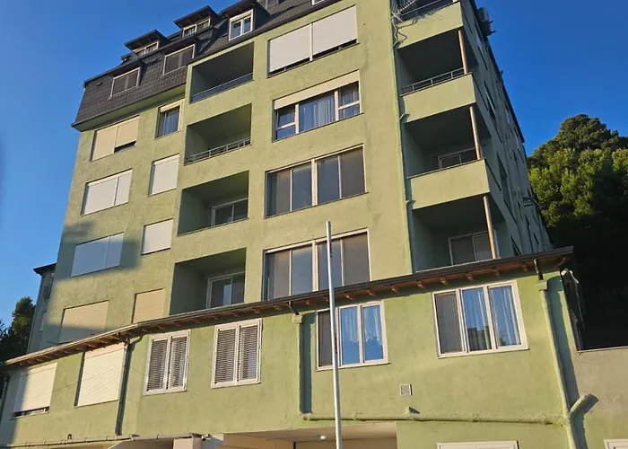 Dori's Vollga By Bohem Durrës